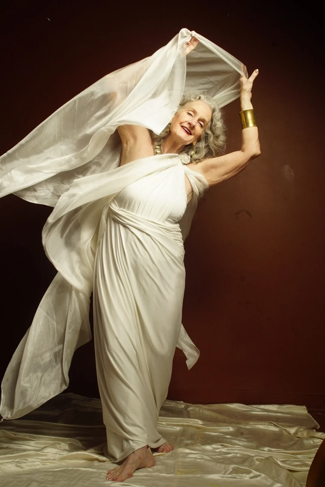 Alorah Inanna dancing with flowing white silk